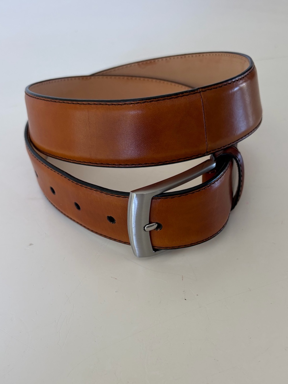 Magnanni Tan Burnished Leather Belt Made in Spain Size 34